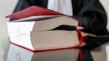 Cautionnement et protection du code de la consommation