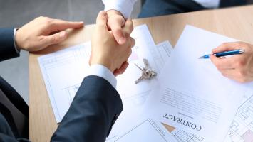 Double mandatement et mention dans le compromis