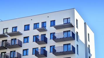 Un bâtiment de logements locatifs intermédiaires