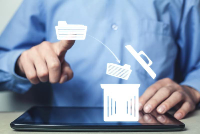 Transaction : Nullité du mandat de vente et absence de nom du garant